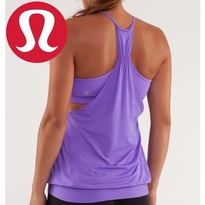 Lululemon “no limits” tank
